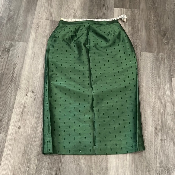 EMR Suits Dresses & Skirts - EMR Suits tailored pencil skirt, EUC